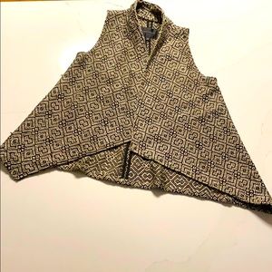 Thick woven Sanctuary vest!